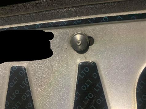 How to Remove License Plate Sticker Easy 的图像结果