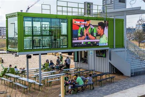 The 22 Best Patios in Austin for Eating and Drinking Outside - Thrillist