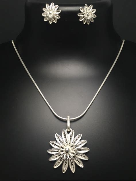Silver Pendant online for women | Silverlinings | Handmade Filigree