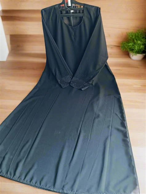 Plain Black Burqa with Stonework Sleeves – Rafia Fashions