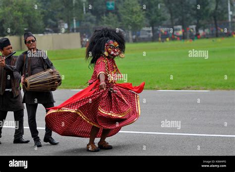 Nepal People and Culture 的图像结果
