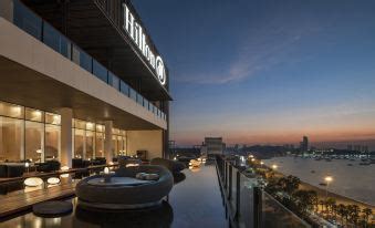 Hilton Pattaya, Pattaya - Prices, Photos, Reviews & Deals 2026 | Trip ...
