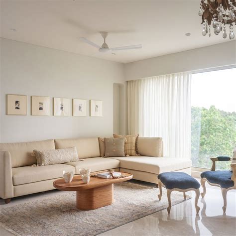 In Mumbai, a small apartment with a black-and-white palette creates an ...