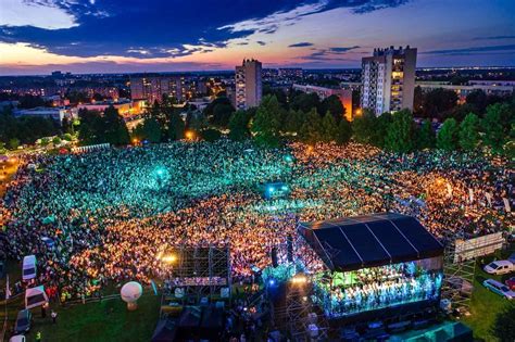 Wyjazd z Warszawy na koncert Jednego Serca Jednego Ducha 2025, Park ...