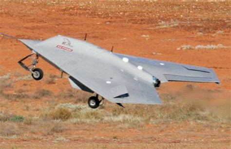 直击利比亚战场：一架阿联酋空军“翼龙II”无人机被GNA击落|无人机|翼龙|阿联酋_新浪新闻