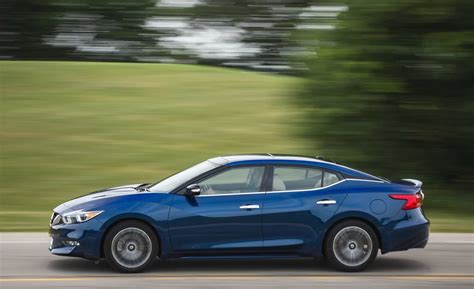 2017 Nissan Maxima Test Drive Side View Gallery (Photo 39 of 40)