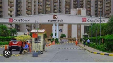 Supertech Capetown Sector 74 - Without Brokerage Semi-furnished 3 BHK ...