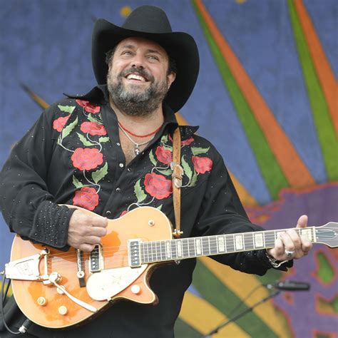 Ethan Hawke Reveals How Robert Redford Changed His Career - Parade