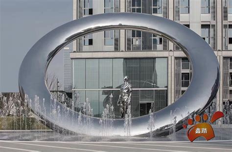 不锈钢圆环雕塑 公园不锈钢雕塑-宏通雕塑
