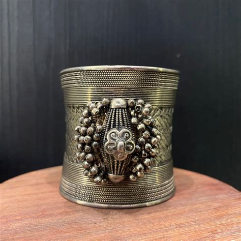 Silver Bracelet - Buy Silver Bracelets For Women Online in India – Mymotifs