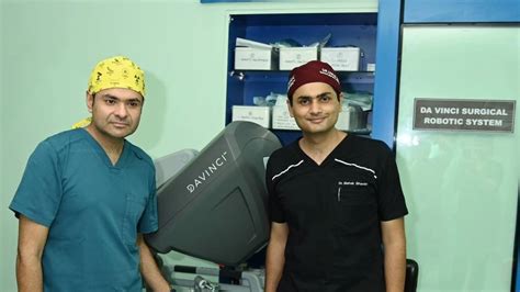 Navi Mumbai News: Husband And Wife Successfully Undergo Joint Knee ...