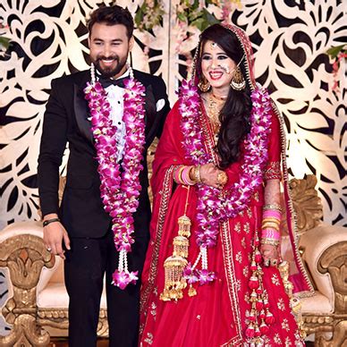 Parvez Weds Almas - Real Wedding By Shaadidukaan