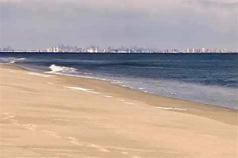 15 Best East Coast Beaches for 2021 Summer Vacations