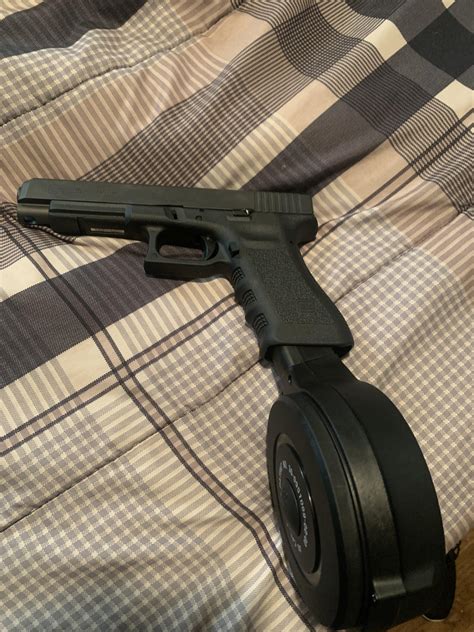 Glock 40 With Drum