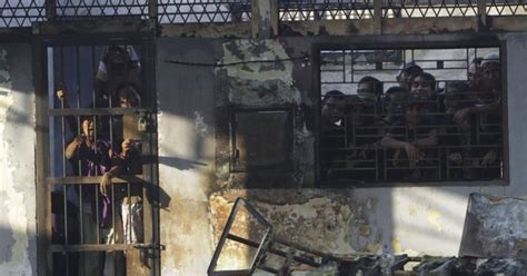 12 Inmates Escape in Second Indonesian Prison Break - IBTimes India