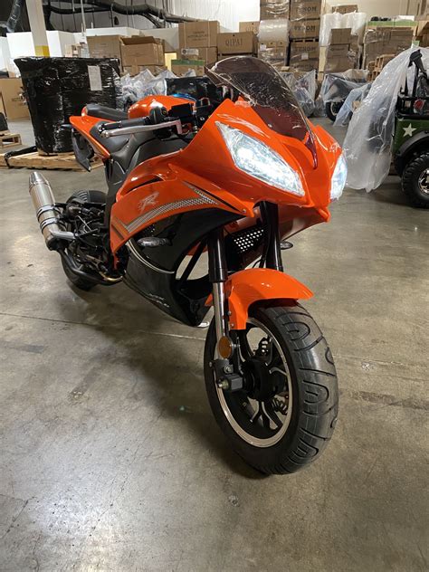 50cc Automatic Venom X18 Moped Motorcycle Scooter Engine 49cc R6 Clone for Sale in Anaheim, CA ...