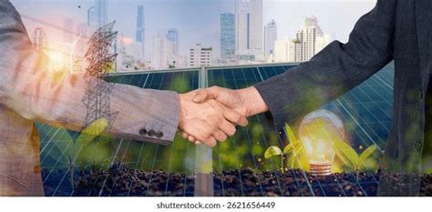 Business People Shaking Hands 的图像结果