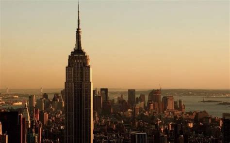 帝国大厦——美国纽约市的一栋著名的摩天大楼！