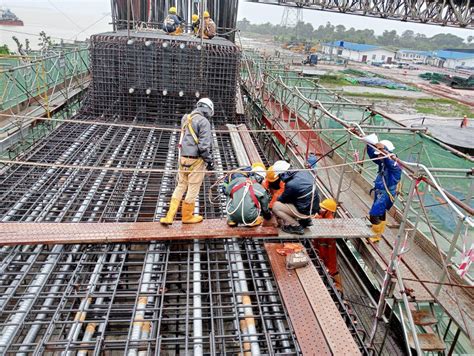 Mr Maki Office Photos