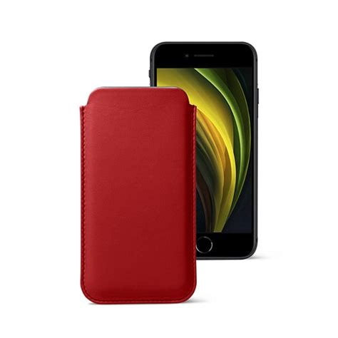iPhone SE leather cases