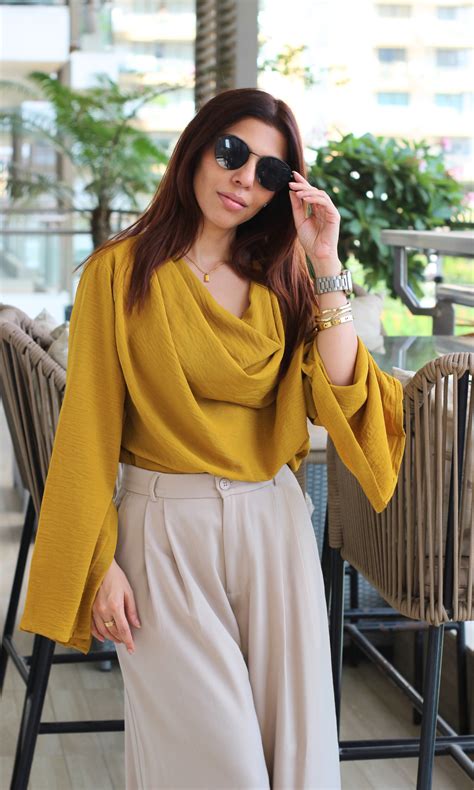 Mustard Slit Sleeves Cowl Neck Top – FAIL.