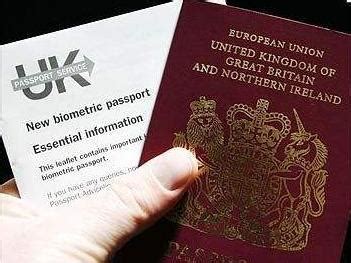 英国签证照片有什么要求？_百度知道