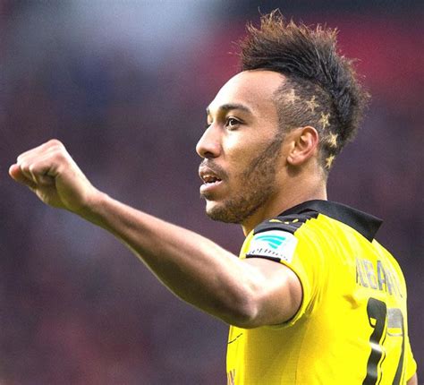 Arsenal, Manchester United target Aubameyang but he ’dreams’ of playing ...