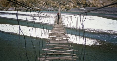 Scariest Bridges - Fear Of Heights Terrifying Bridges