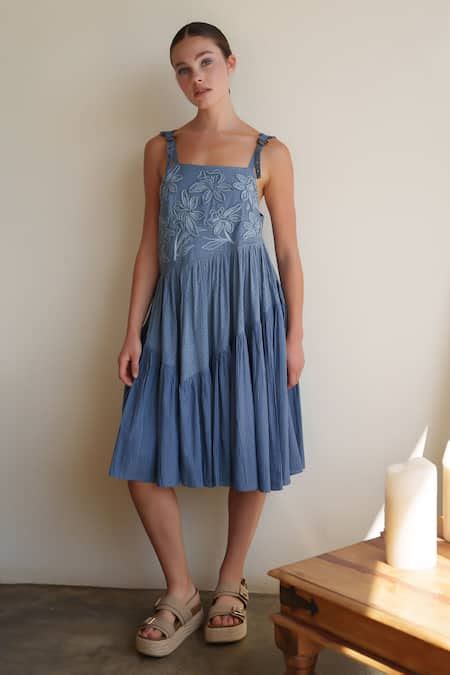 Shruti Sancheti | Designer Sarees, Gowns, Lehengas | Aza Fashions