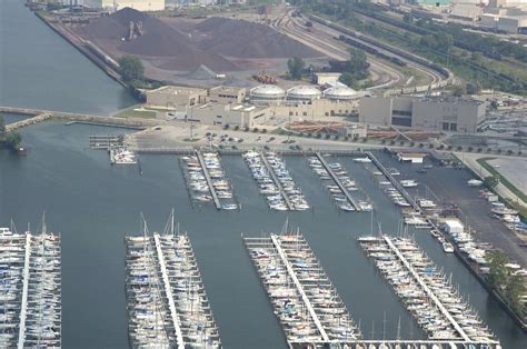 Edgewater Yacht Club in Cleveland, OH, United States - Marina Reviews ...