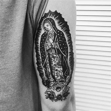 80 Tatuagens Religiosas Incríveis (melhores fotos!)