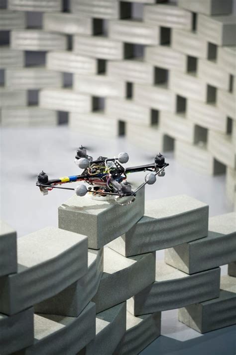 Flying Robots 的图像结果