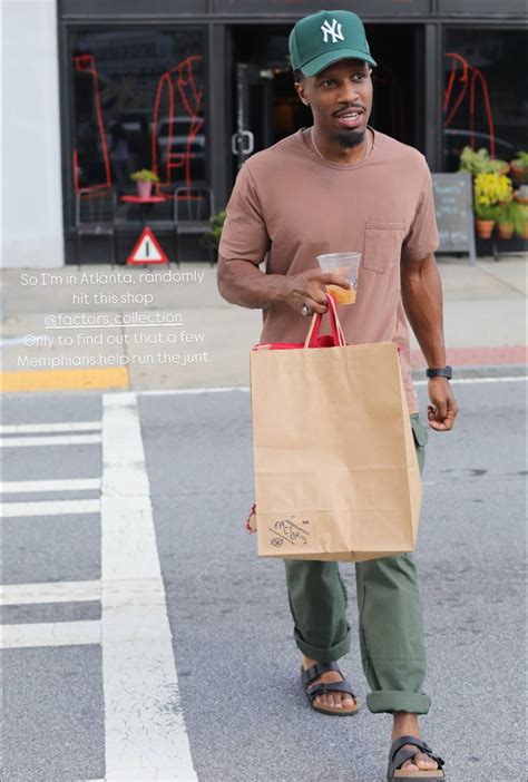 Bertram Williams Jr.'s feet