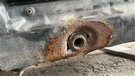 2006 F150 Rocker Rust Problem 的图像结果