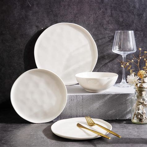 LERATIO Ceramic Dinnerware Sets for 4,Porcelain Plates and Bowls Sets ...