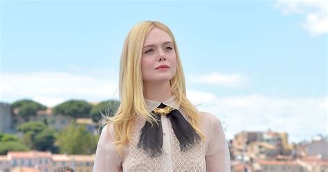 Top 25 Style Status In Hindi 2022 {100% Unique & Fresh}