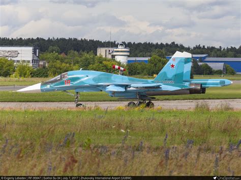Su-34 "18 Red" RF-95847