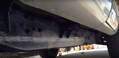 Corroseal Rust Streaks After Using Rust Converter 的图像结果