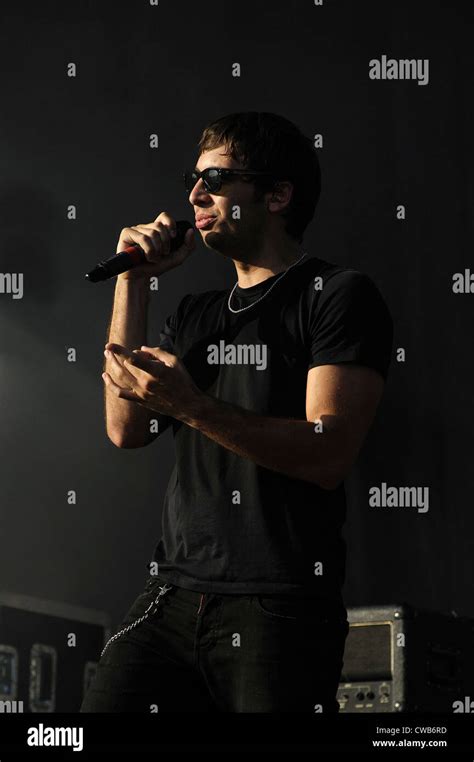 Example Singer 的图像结果