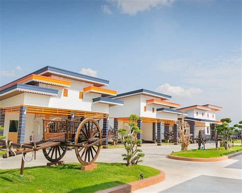 INFINITY SEE SUN RESORT (Song Chan) - Resort Reviews, Photos, Rate ...