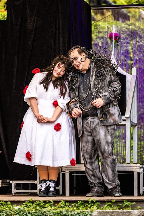 Die Schöne & das Biest // Sommerfestspiele Wiesbaden, Burg Sonnenberg ...