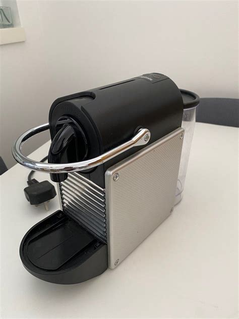 Nespresso Pixie Coffee Machine 的图像结果