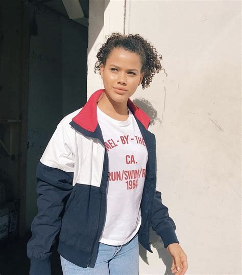 Brandy Melville Hours