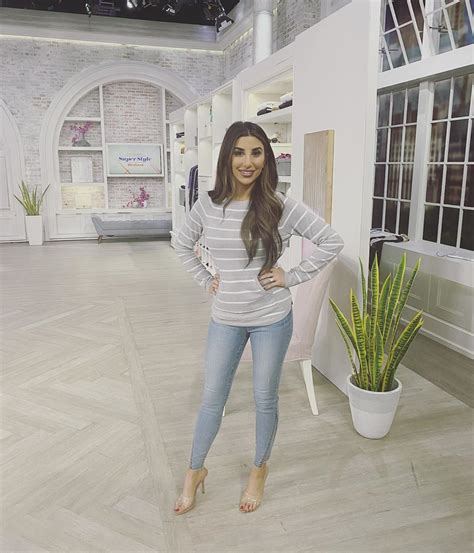 Courtney Khondabi Qvc Nationality at Charles Galasso blog