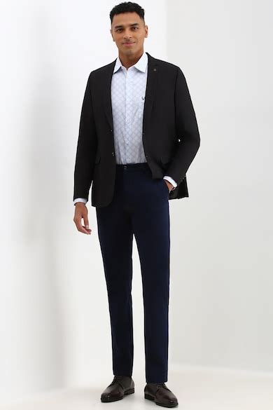 Buy Men Black Slim Fit Solid Formal Blazer Online - 39691349 | Allen Solly