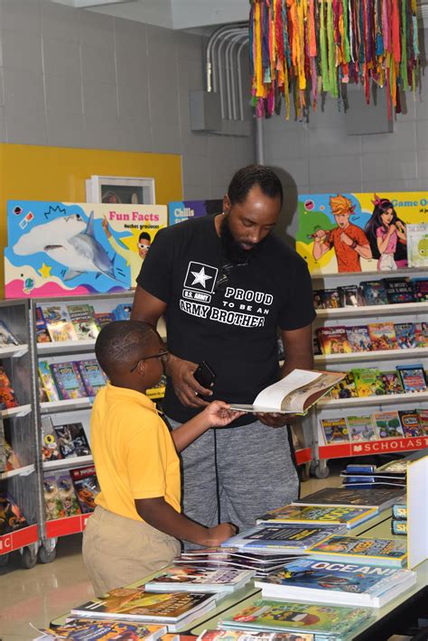 Summit Elementary "Donuts With Dads" and Book Fair 2022-2023 | Summit ...