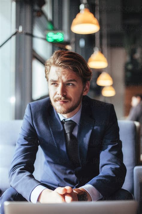 Male Businessman 的图像结果