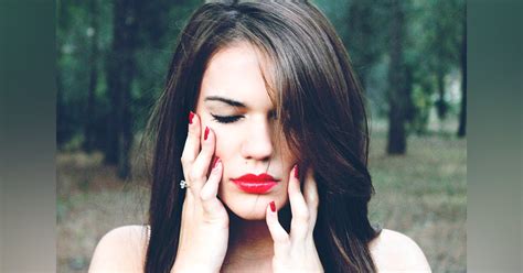 Best Liquid Lipsticks To Look Out For This Season | LBB, Delhi