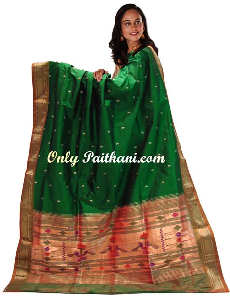 Paithani - JungleKey.in Image