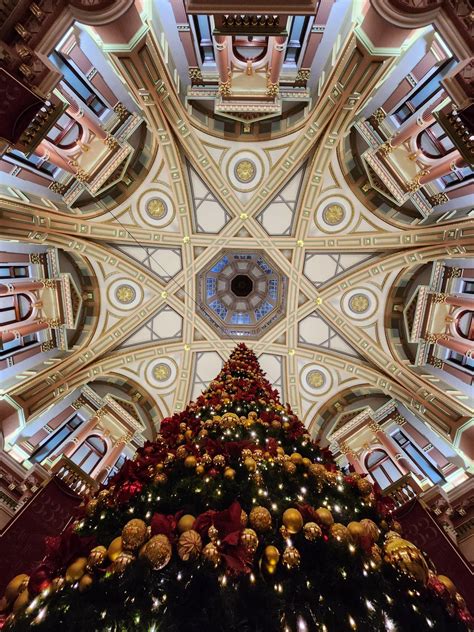 A 3rd floor cafe in Hanoi, Vietnam’s Old Quarter. : r/CozyPlaces